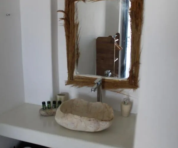 Meltemi And Appartement Anafi