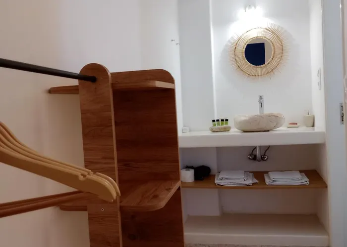 Meltemi And Appartement Anafi